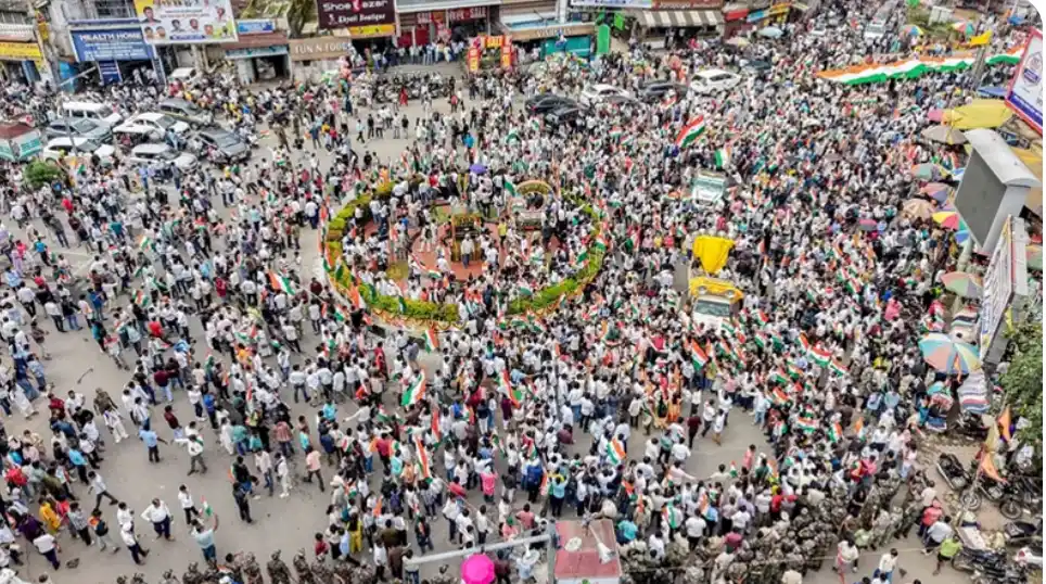 ঝাড়খণ্ডের মুখ্যমন্ত্রীর পদত্যাগ দাবি বিক্ষোভকারীদের, ২০ আগস্ট বাসভবন ঘেরাওয়ের হুমকি