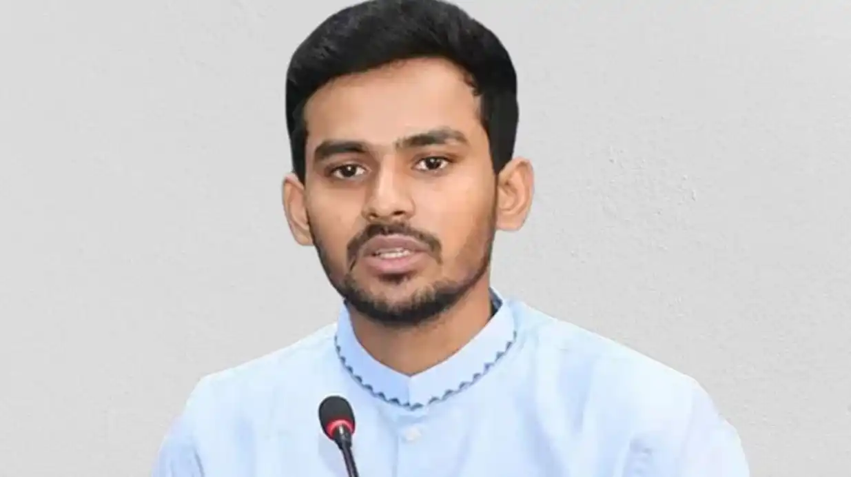 নিজের বিরুদ্ধে দুদকের অভিযোগের প্রমাণ উন্মুক্ত করতে বললেন আসিফ মাহমুদ