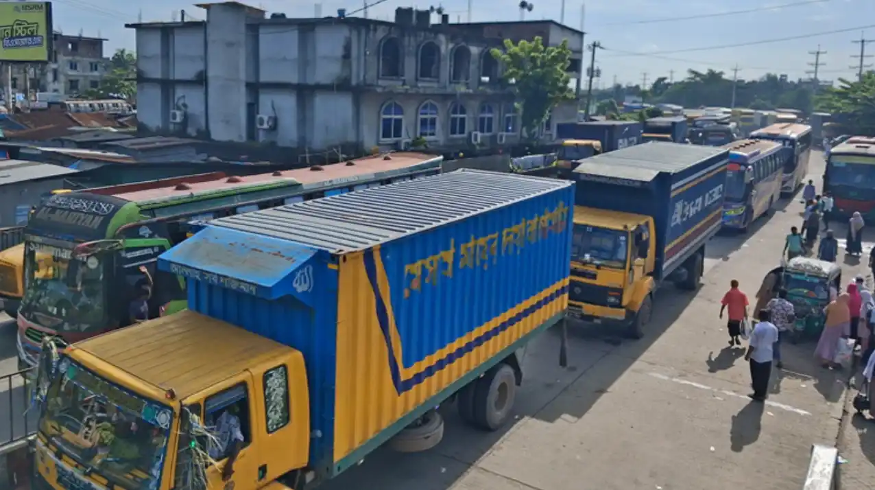 ঢাকা-চট্টগ্রাম মহাসড়কে যানজটে অ্যাম্বুলেন্সে দুই রোগীর মৃত্যু