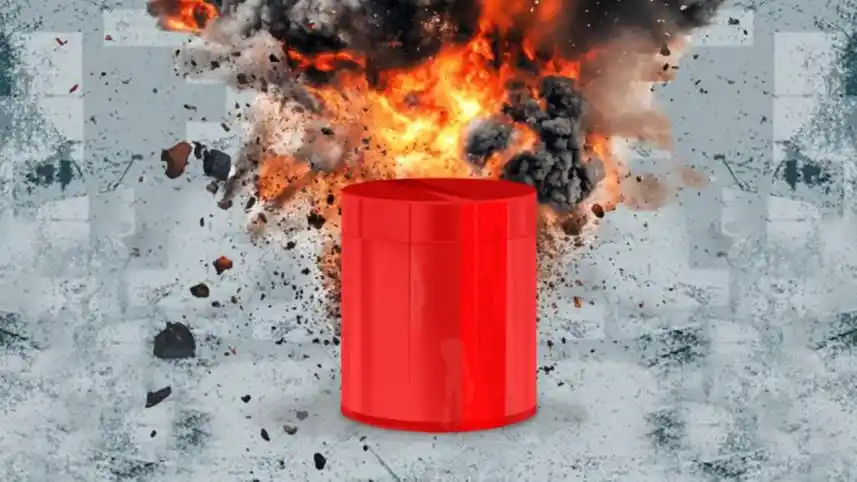 মহাখালীতে ককটেল বিস্ফোরণ, আটক ৩