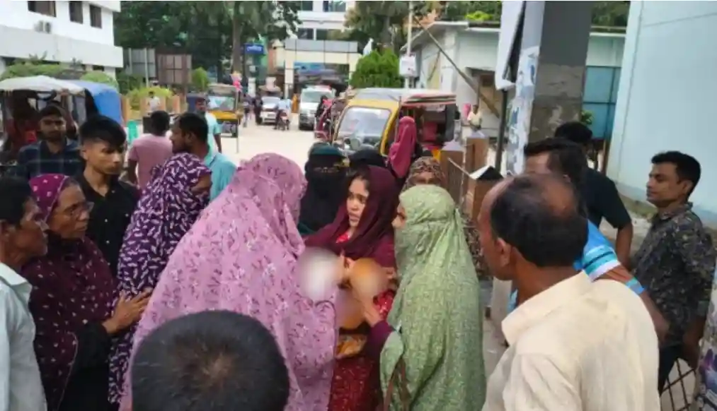 যশোর হাসপাতালে সিজার করার সময় নবজাতকের মাথা কেটে মৃত্যুর অভিযোগ