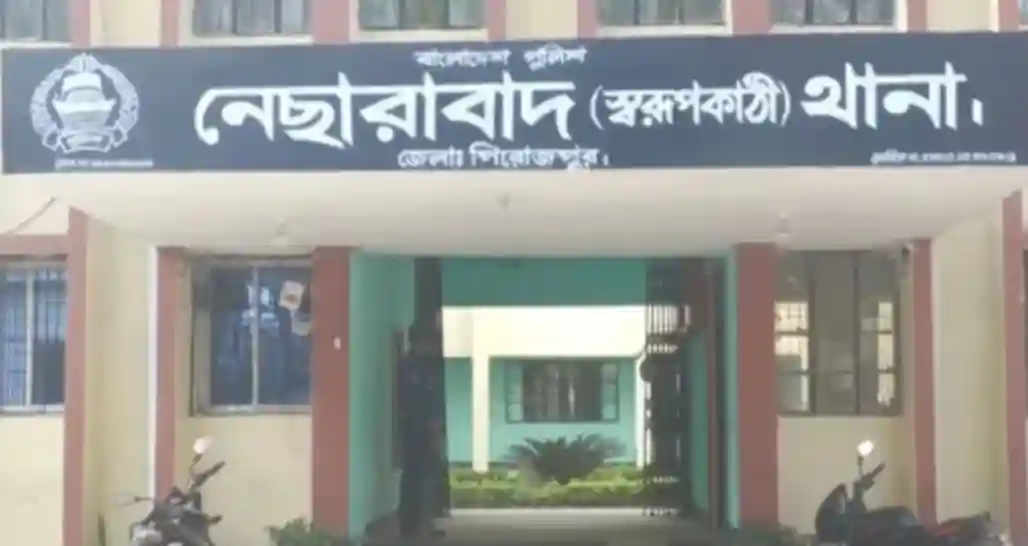 নেছারাবাদে ট্রলারে ২২০ কেজি হরিণের মাংস উদ্ধার, গ্রেপ্তার ২
