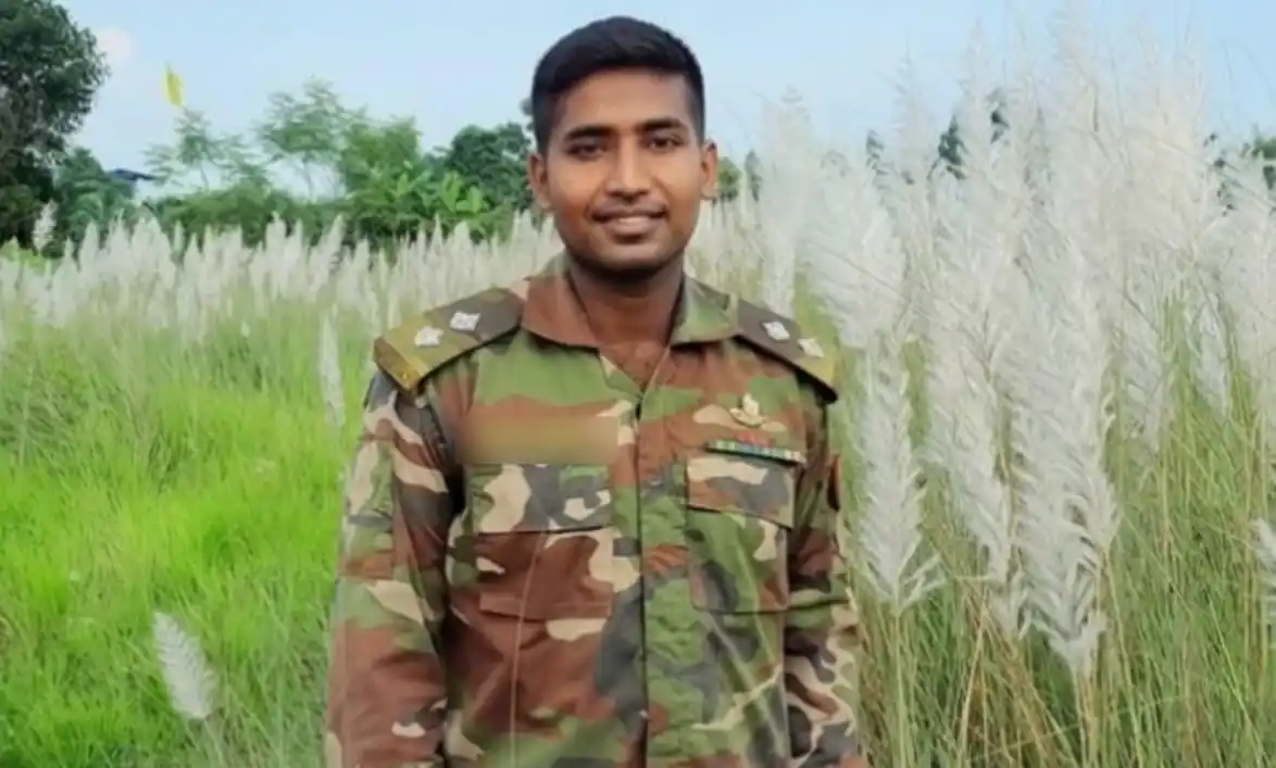 মাত্র কয়েকদিন আগে সন্তানের বাবা হলেন নিহত সেনাসদস্য পিয়াস