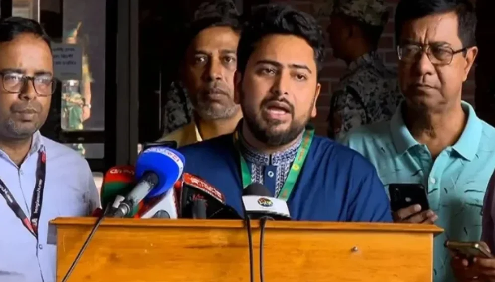 ‘ফ্যাসিবাদী ব্যবস্থার আলোকেই নতুন রাষ্ট্রপতি নির্বাচন’: নাহিদ ইসলাম